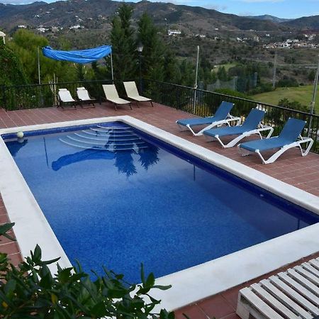 Apartamento-Estudio En Villa Con Piscina Malaga Exterior photo